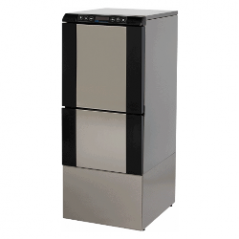 Masina de spalat si dezinfectat plosti si urinare BWD 731