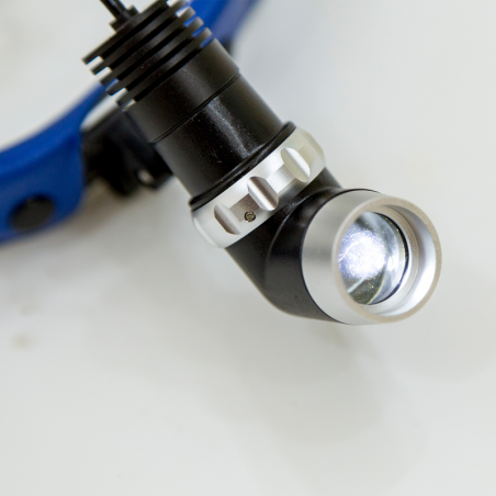 Lampă frontală chirurgicală LED – model JD2400