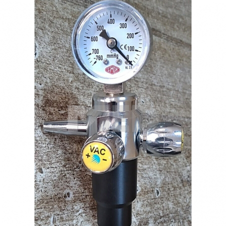 Ejector compact Venturi pentru sisteme medicale sau industriale