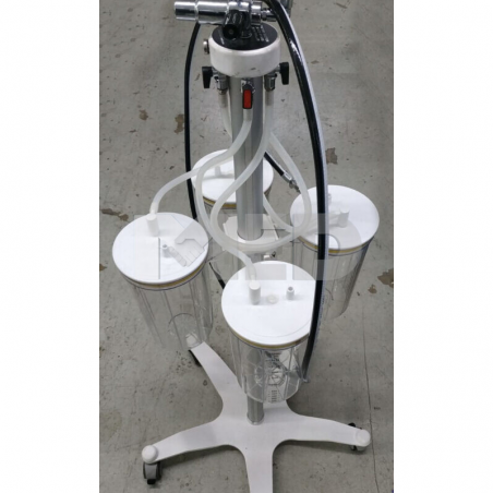 Suport mobil pentru ejectoare medicale în sala de operație