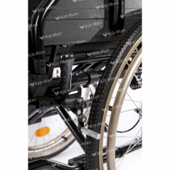 Scaun cu rotile LIGHTWEIGHT LIGHTMAN COMFORT PLUS – Multifunctional si durabil