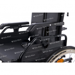 Scaun cu rotile LIGHTWEIGHT LIGHTMAN COMFORT PLUS – Multifunctional si durabil